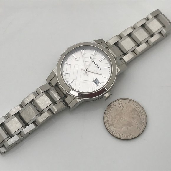 Burberry Watch Swiss Made Silver Tone Analog Date - Picture 7 of 8